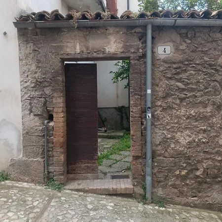 דירה Dragon House